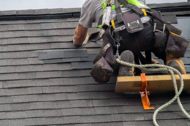 Quick and Trustworthy Emergency Roof Repair Services in Howland Center, OH